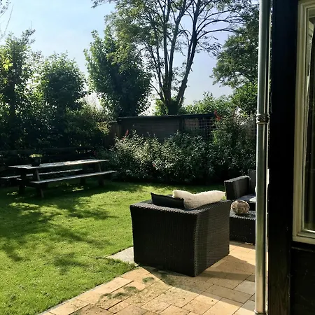 Westerweide, 5 Km Zee Holiday home Tuitjenhorn